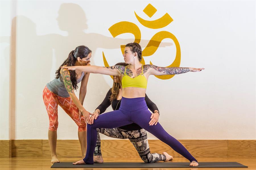 Teaching Virabhadrasana B Assist