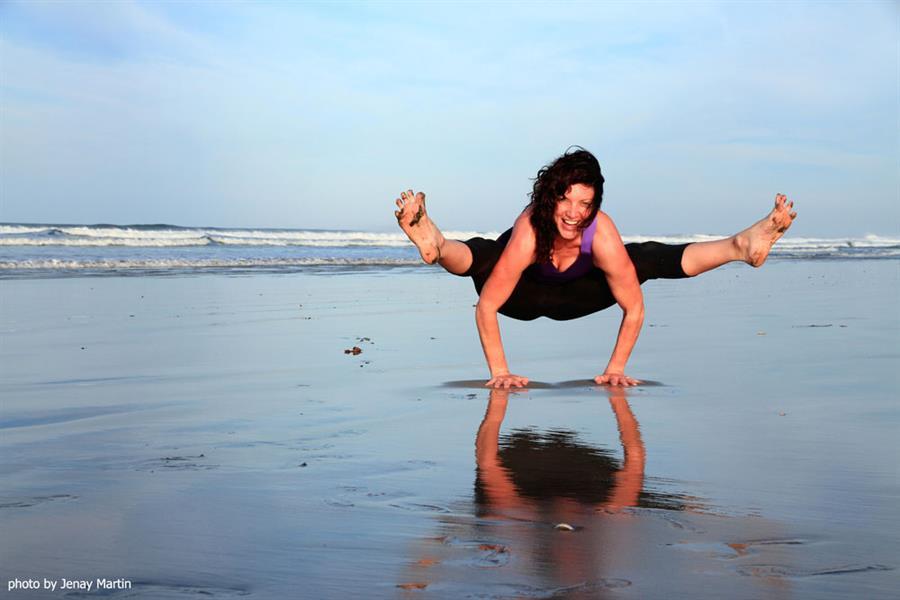 gina_tittibhasana_jenay_web