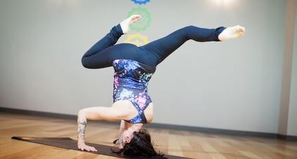 Qx3TvvN-ccLz6XTdwSIZSVnax-5SST6Pj9PKB4OCDp8E=w422-h227-p-no