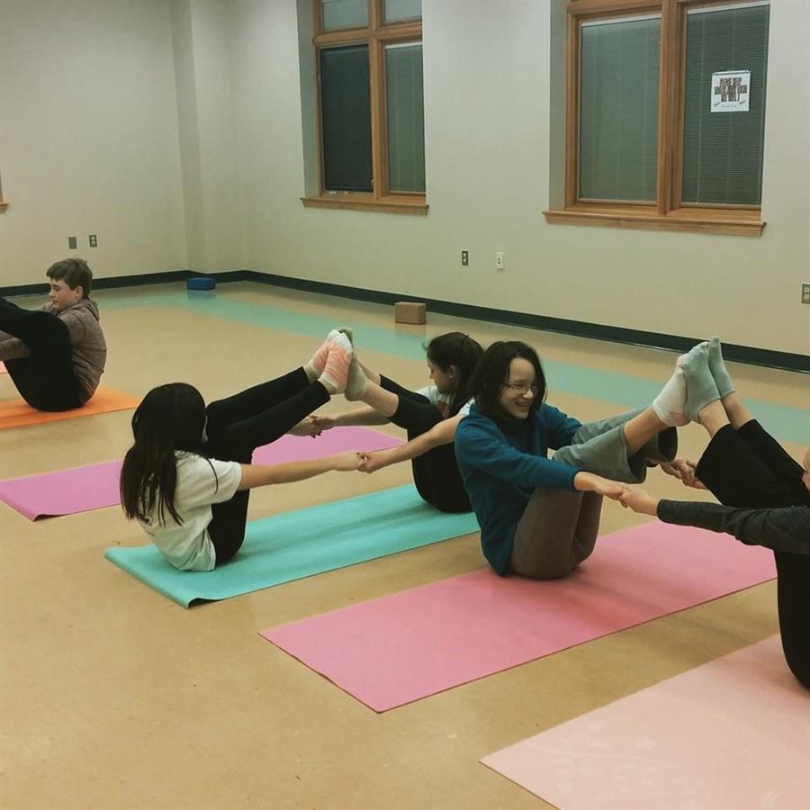 11043153_1049963685019213_1462758280610338147_n